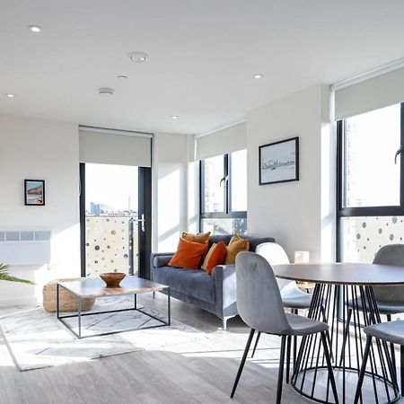 Guestready - A Modern Getaway In Vauxhall Liverpool Buitenkant foto