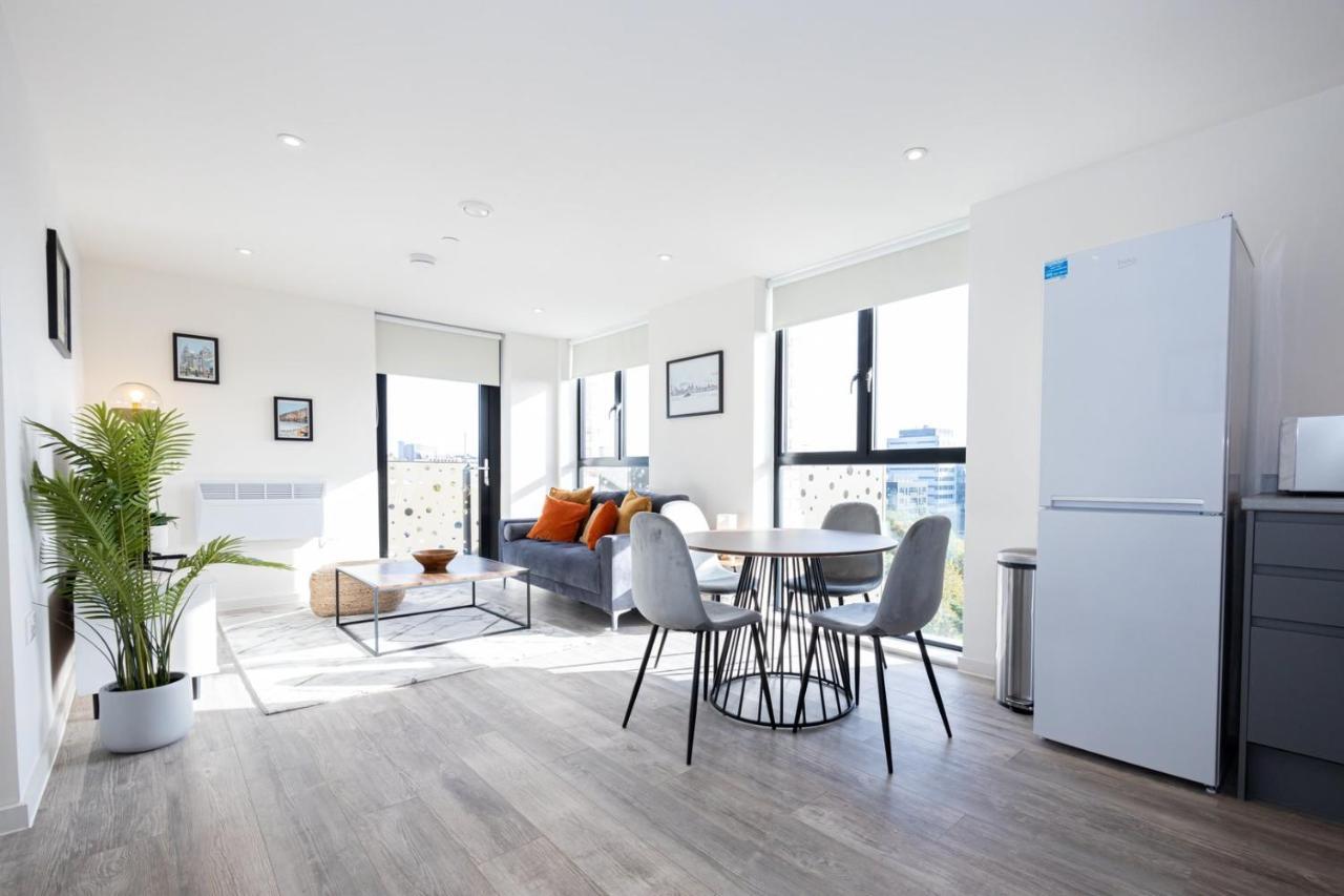 Guestready - A Modern Getaway In Vauxhall Liverpool Buitenkant foto