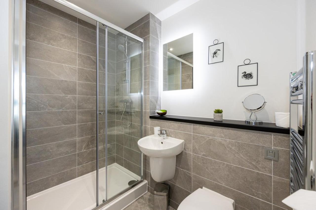 Guestready - A Modern Getaway In Vauxhall Liverpool Buitenkant foto